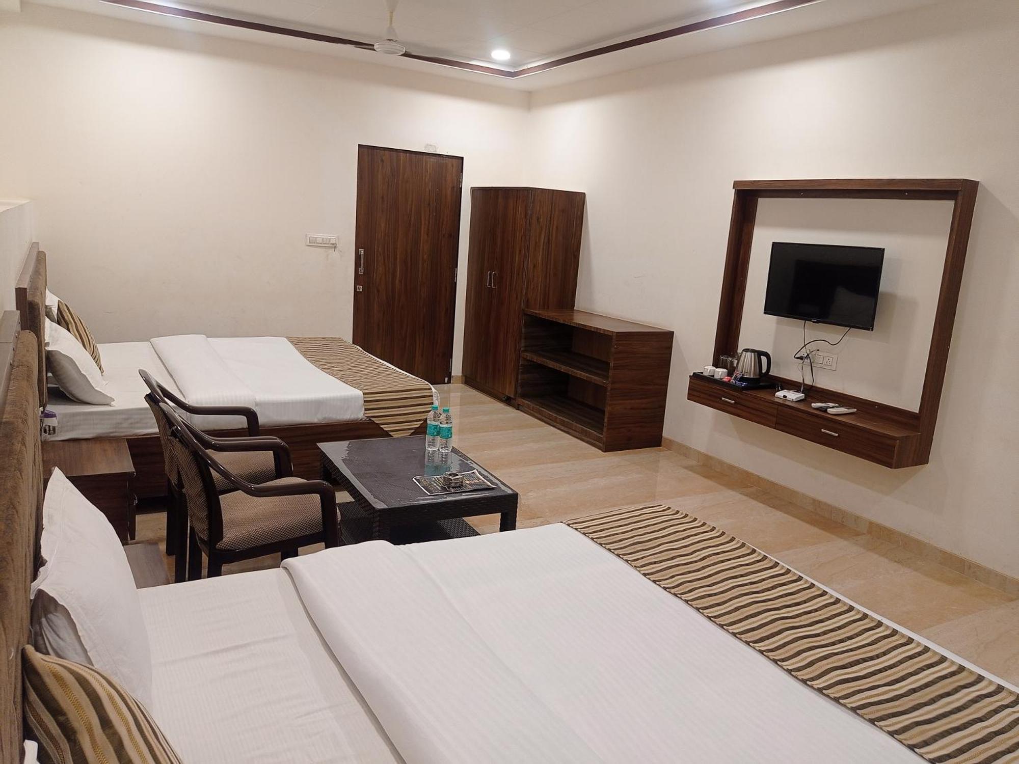 Sun Stone Hotel & Club - Jawai Sheoganj ภายนอก รูปภาพ