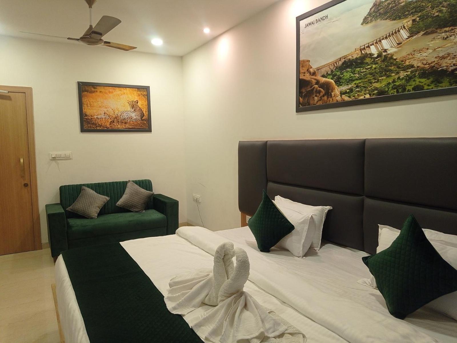 Sun Stone Hotel & Club - Jawai Sheoganj ภายนอก รูปภาพ